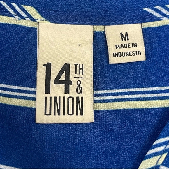 14th & Union Lightweight Stripe Cap Sleeve Top Medium - Picture 7 of 9